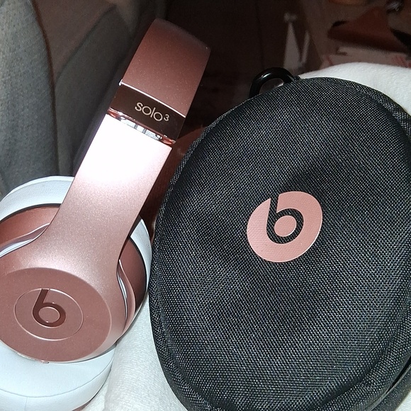 beats solo3 Other - Beats Solo 3 Used Few Times.